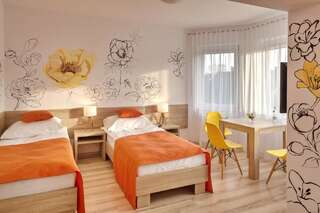 Хостелы Villa Margo Белосток Трехместный номер-1